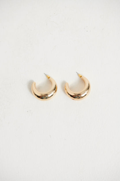 Bold Point Hoop Earrings Gold