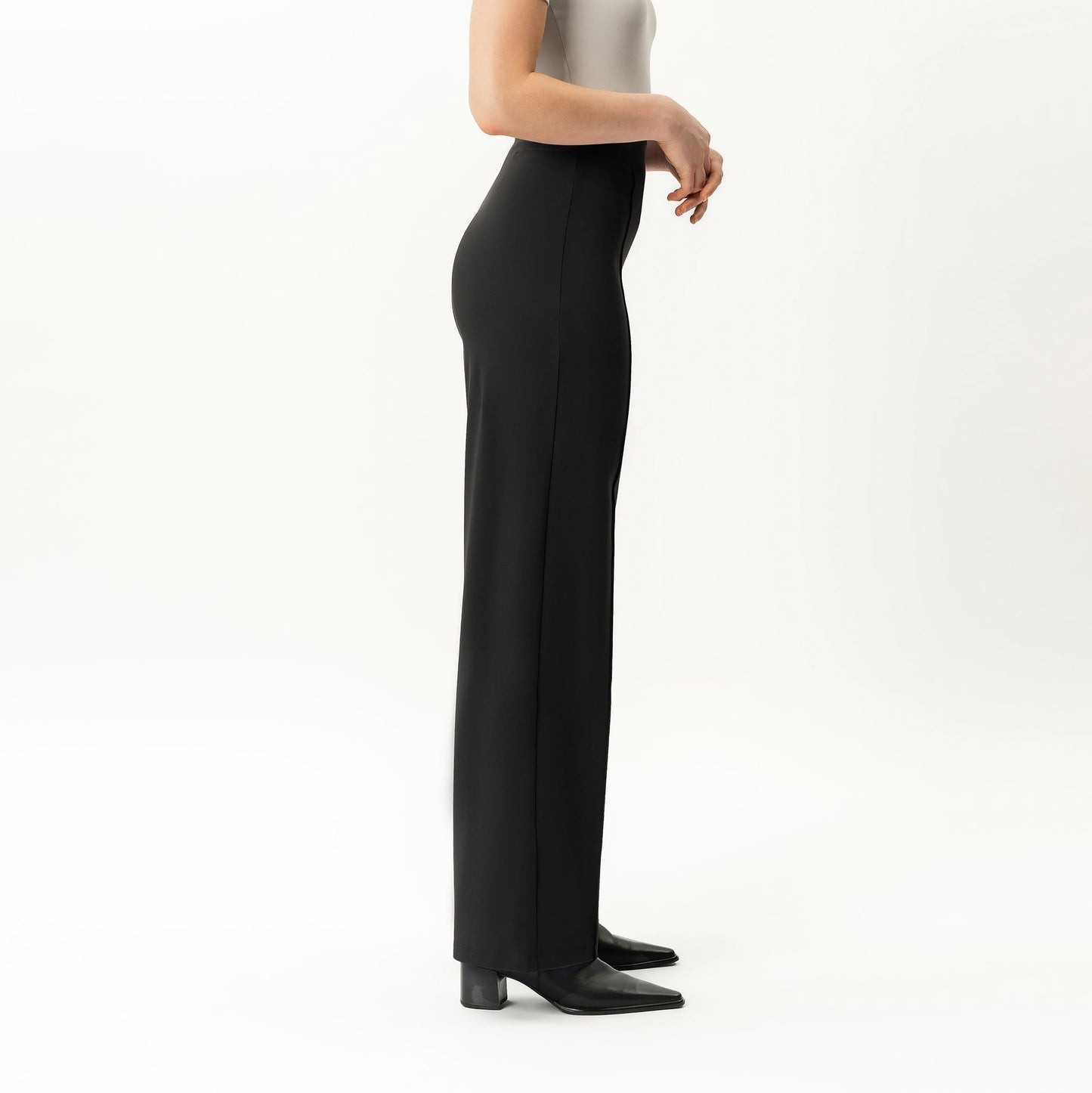 Asana Relaxed Front Crease Pant
