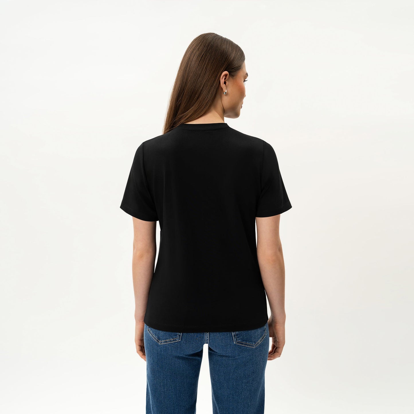 Fitted V-neck Pima T-shirt