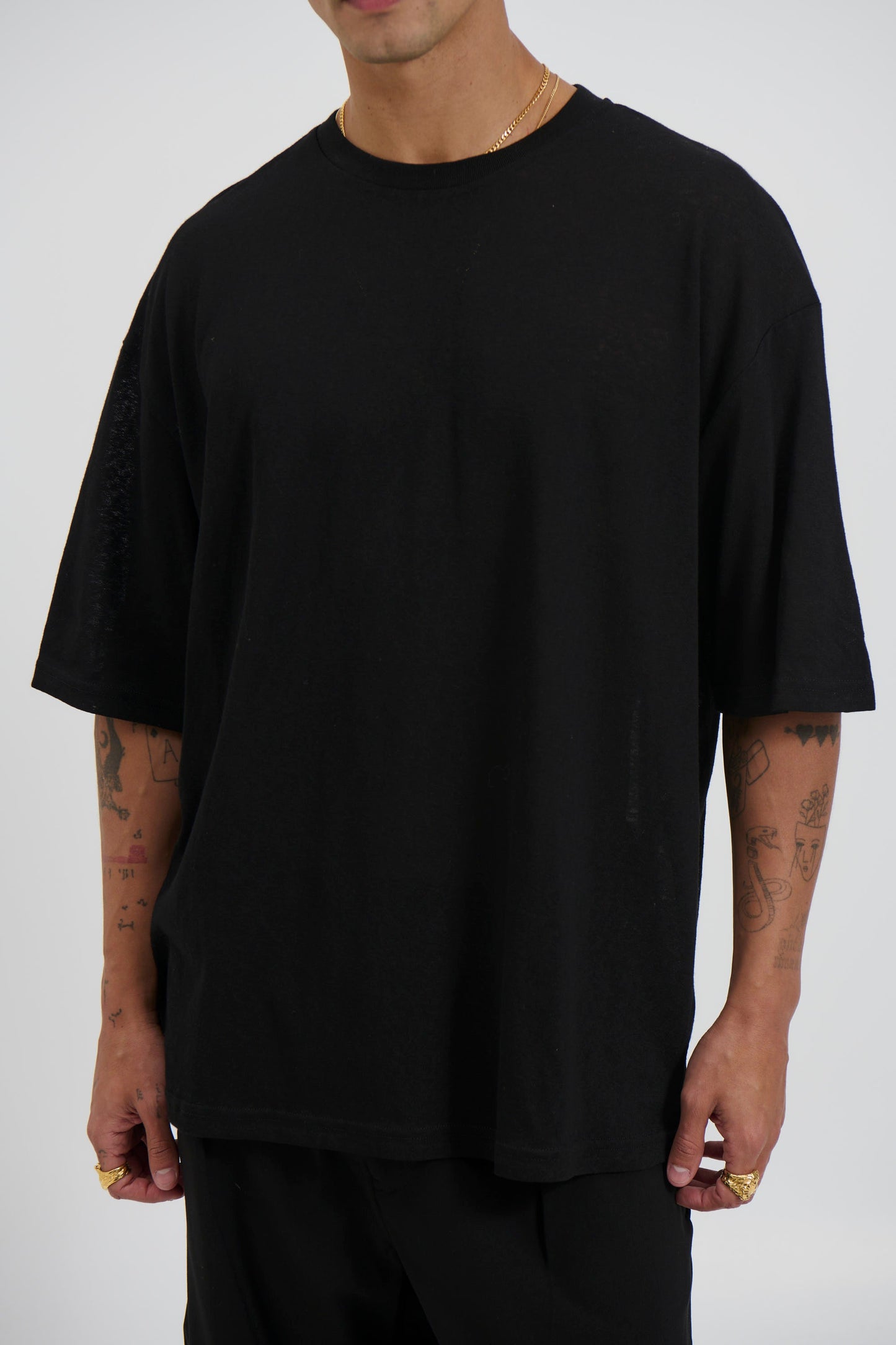 Lightweight Linen Look Tee Black - FINAL SALE