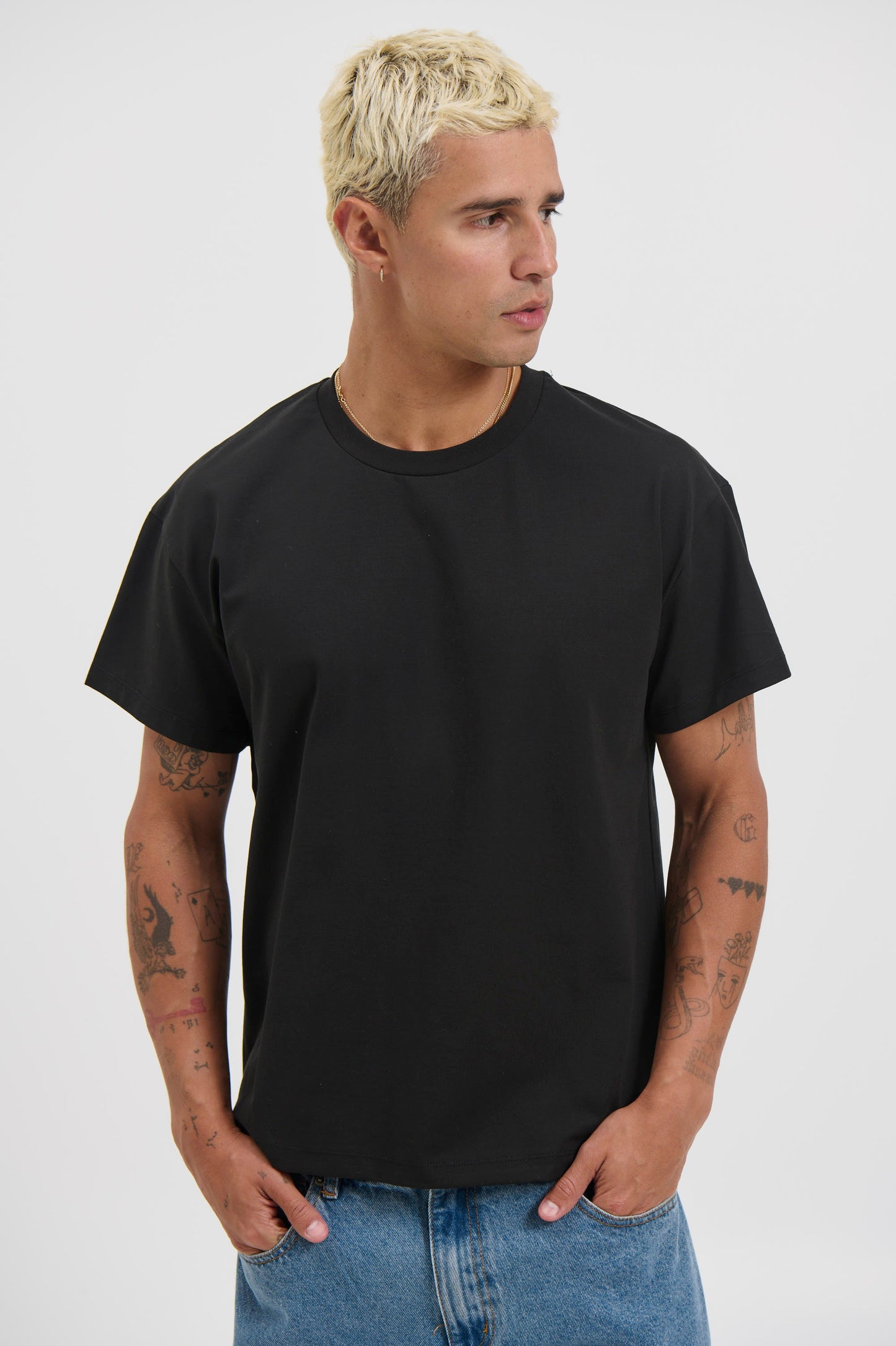 Fitted Stretch Tee Black - FINAL SALE