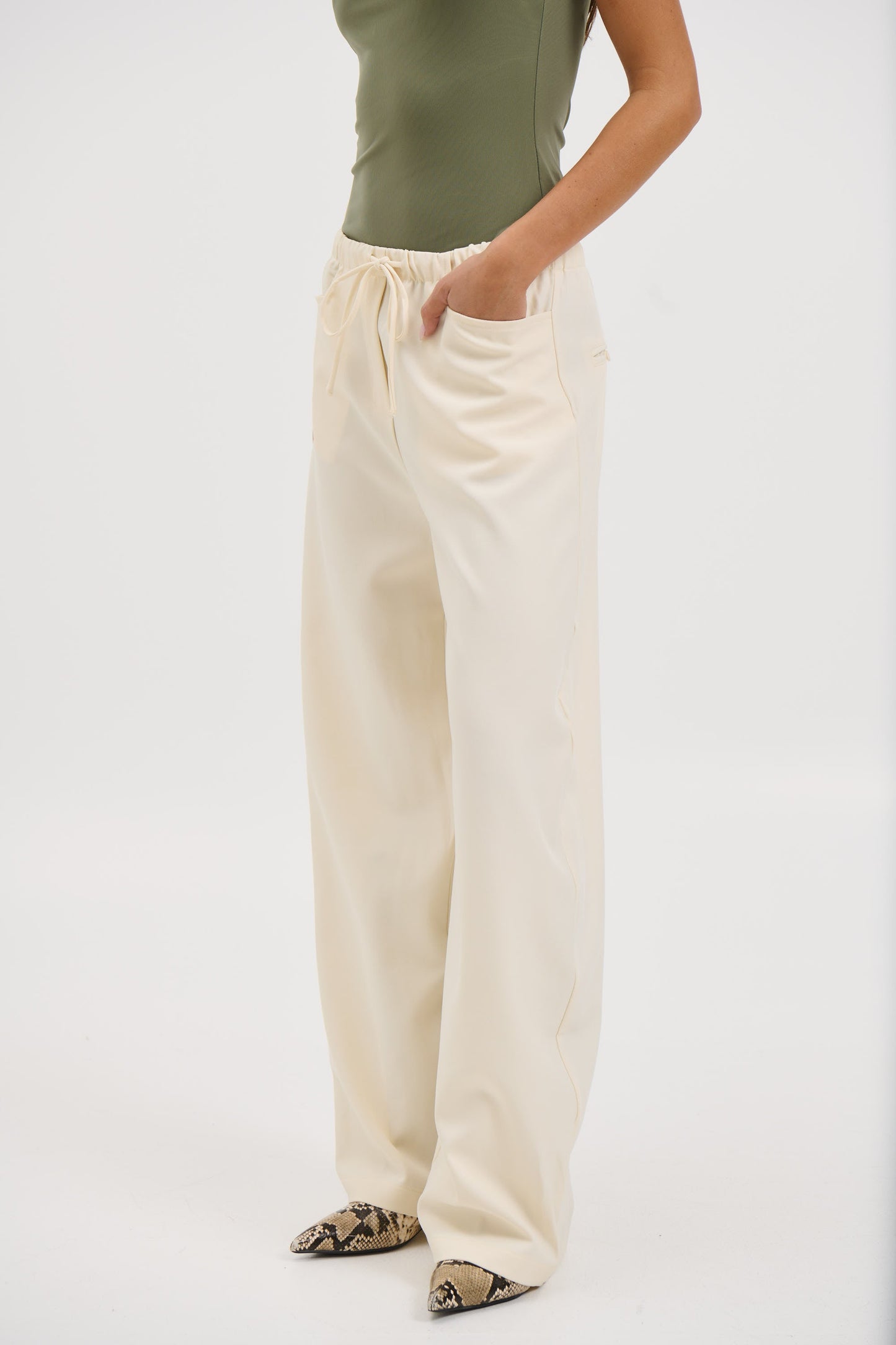 Aubrey Pant Milk