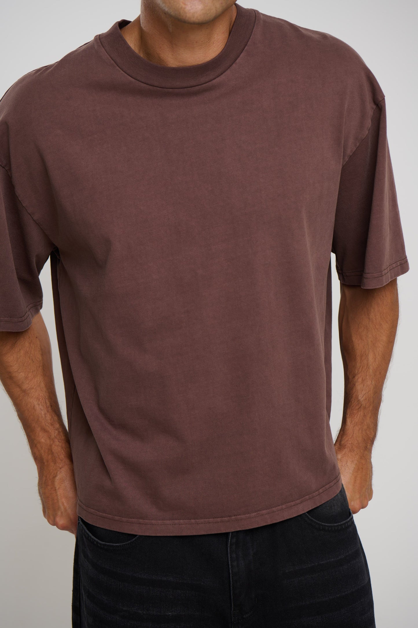 Emmett Box Tee Chocolate