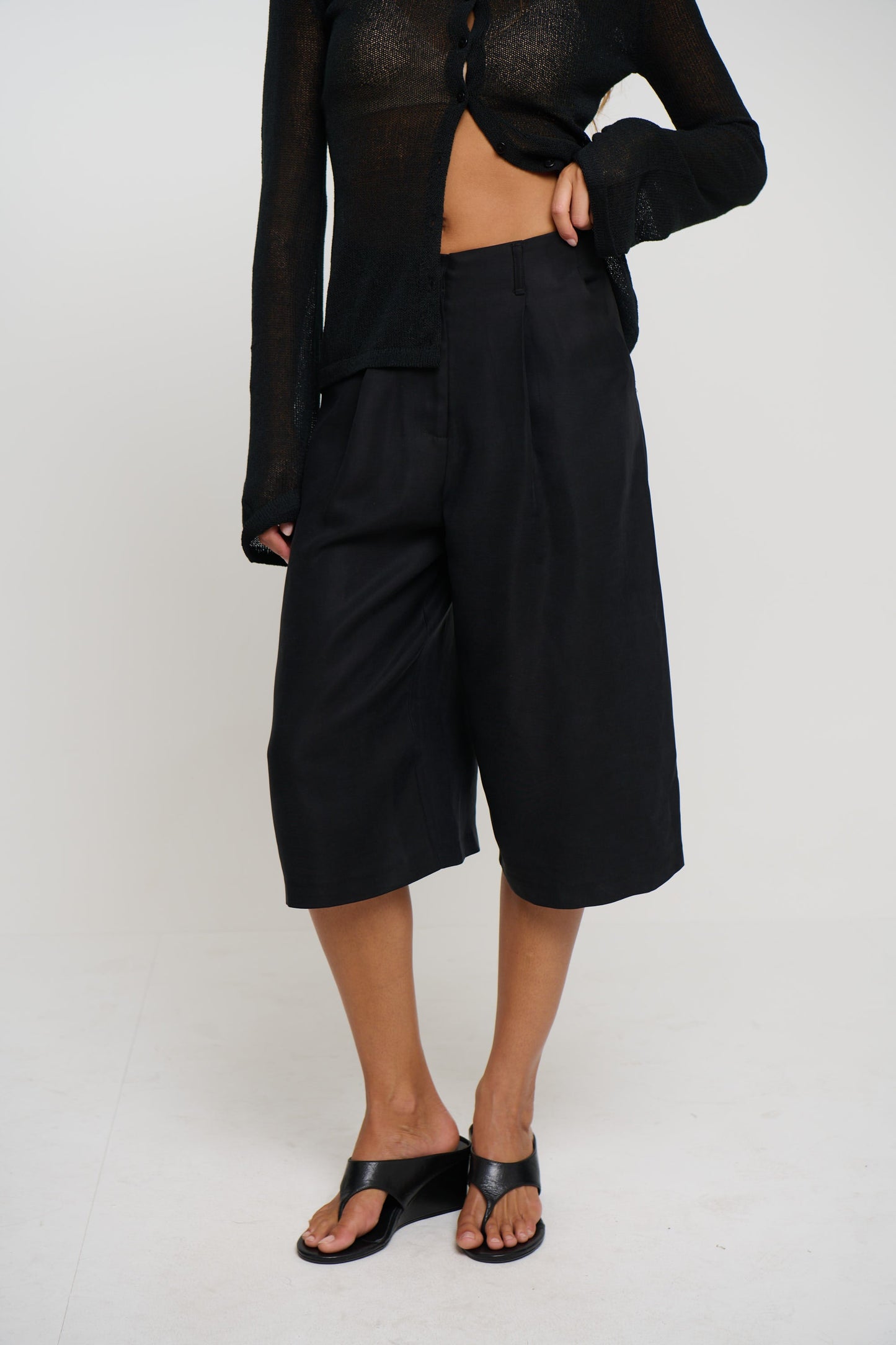 Alex Short Black