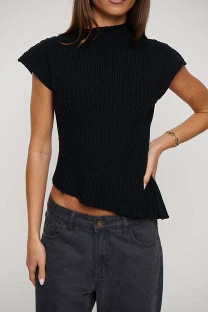 Amira Top Black