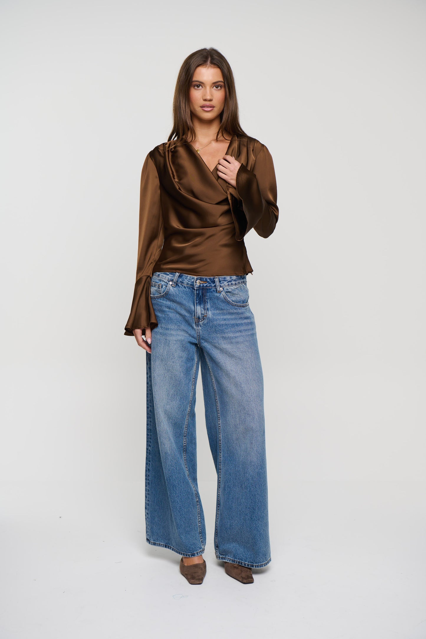 Arna Long Sleeve Chocolate