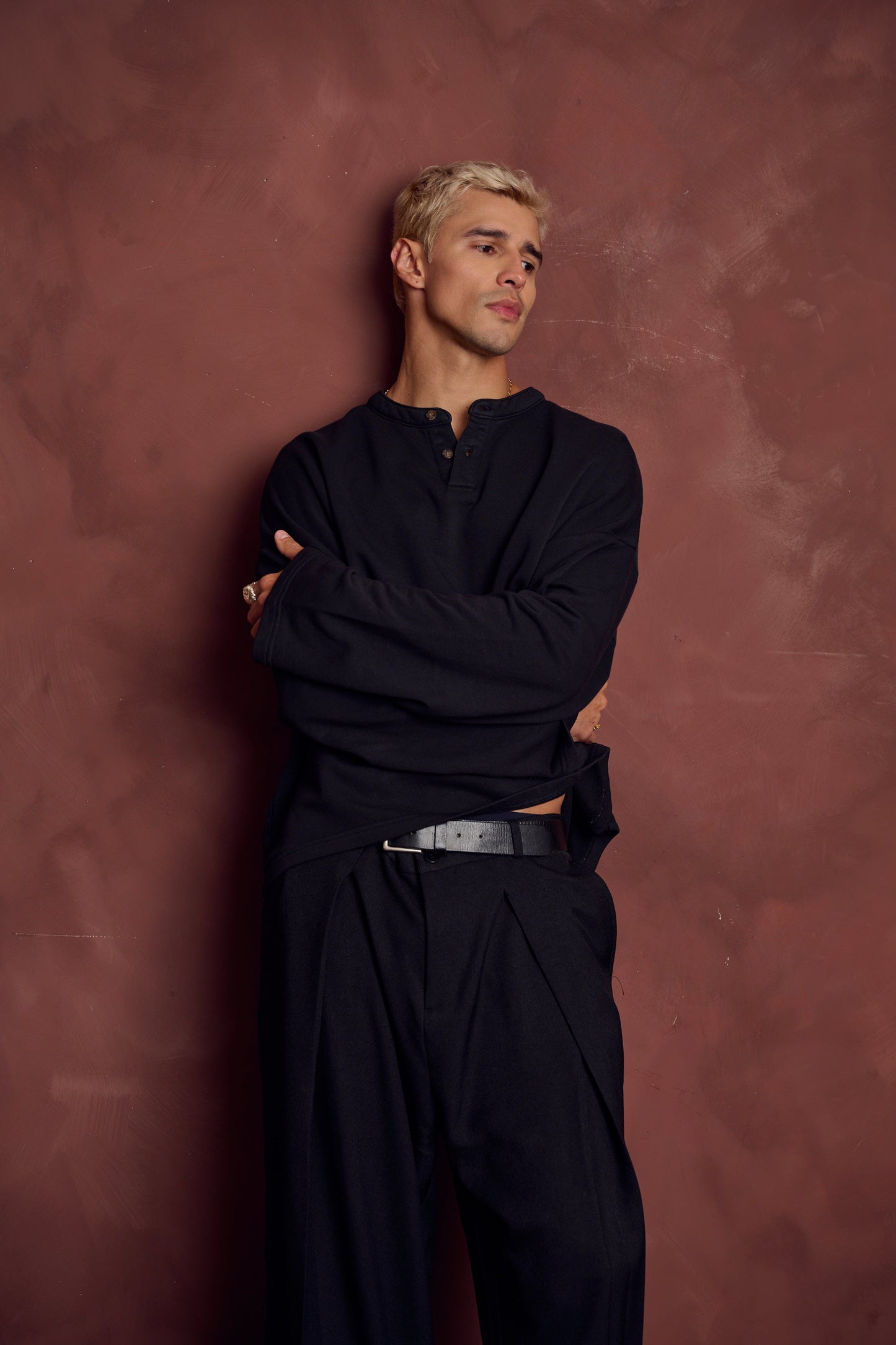 Fleece Crop Henley Black
