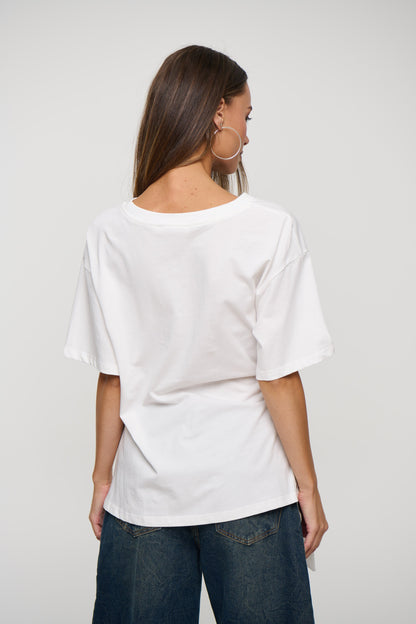 Daniella Tee White