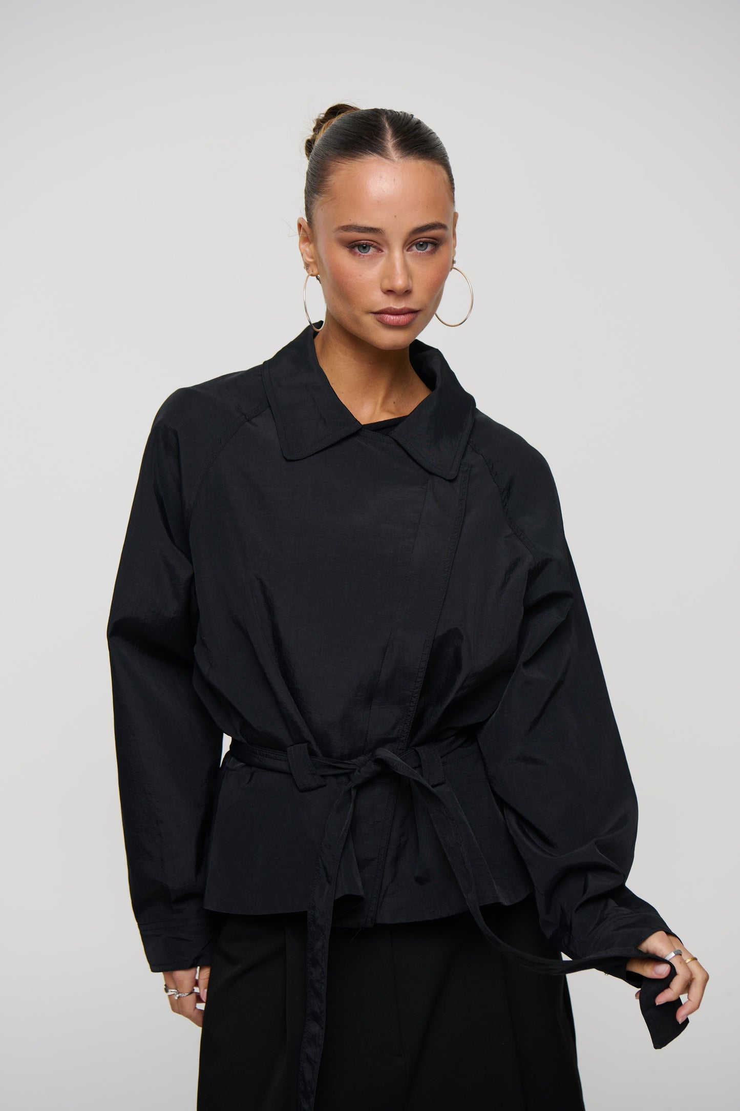 Gigi Cropped Trench Black