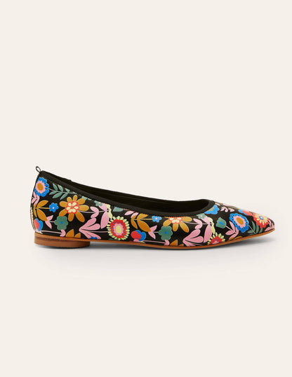 Almond Toe Ballerinas-Black, Flora Bloom