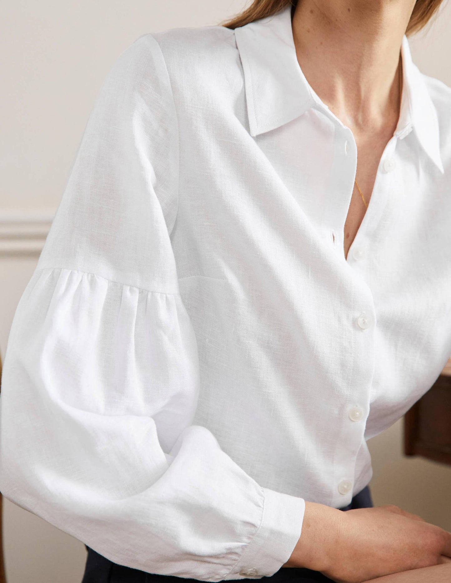 Anna Blouson Linen Shirt-White