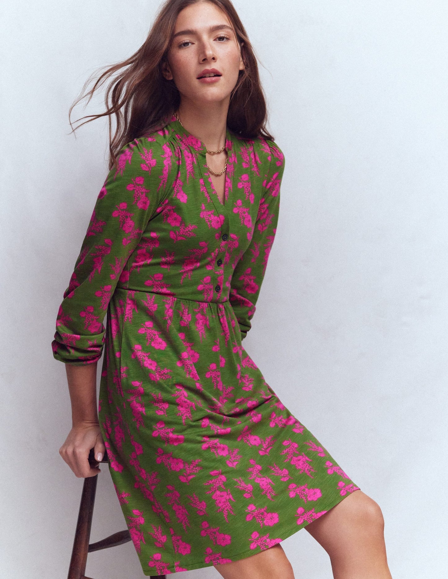Amy Short Jersey Dress-Olive, Blossomy Sprig