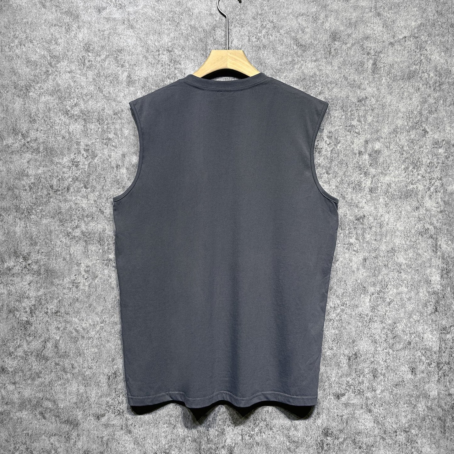 Amiri tank top bone sleeve printing