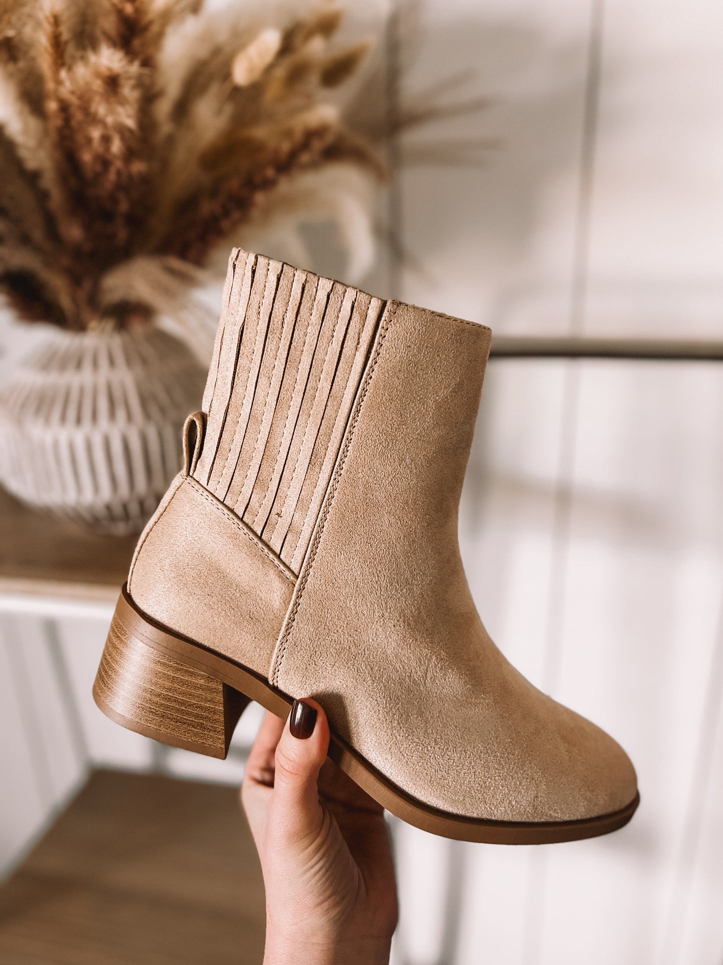 (SALE) High Standards Booties (Light Camel)