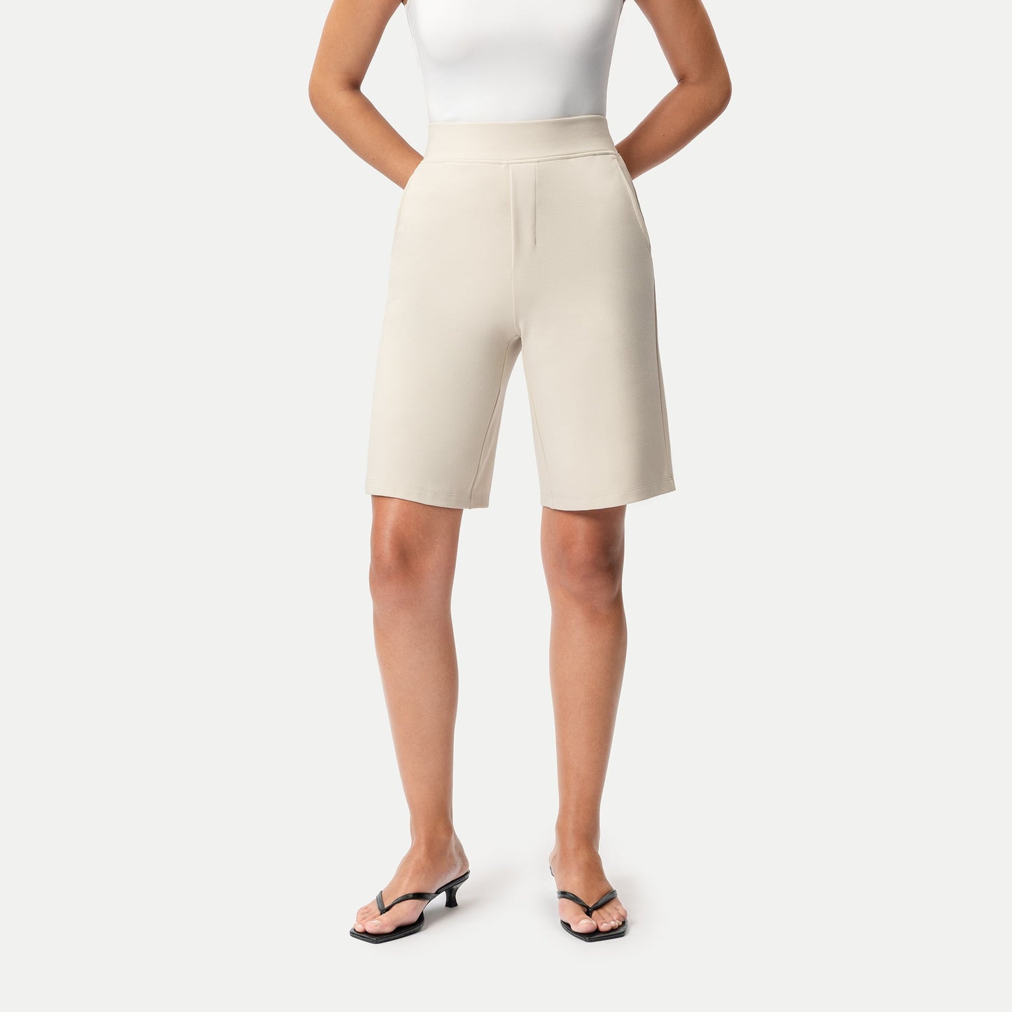 Light Ponte Shorts
