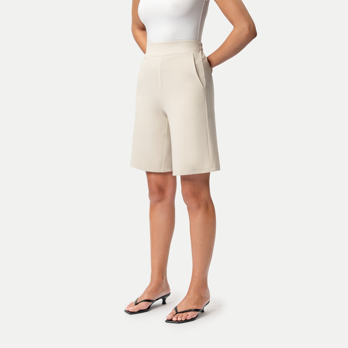 Light Ponte Shorts