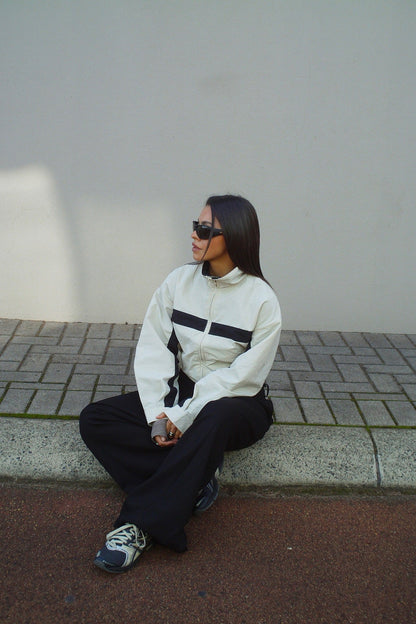 Essential Windbreaker Beige